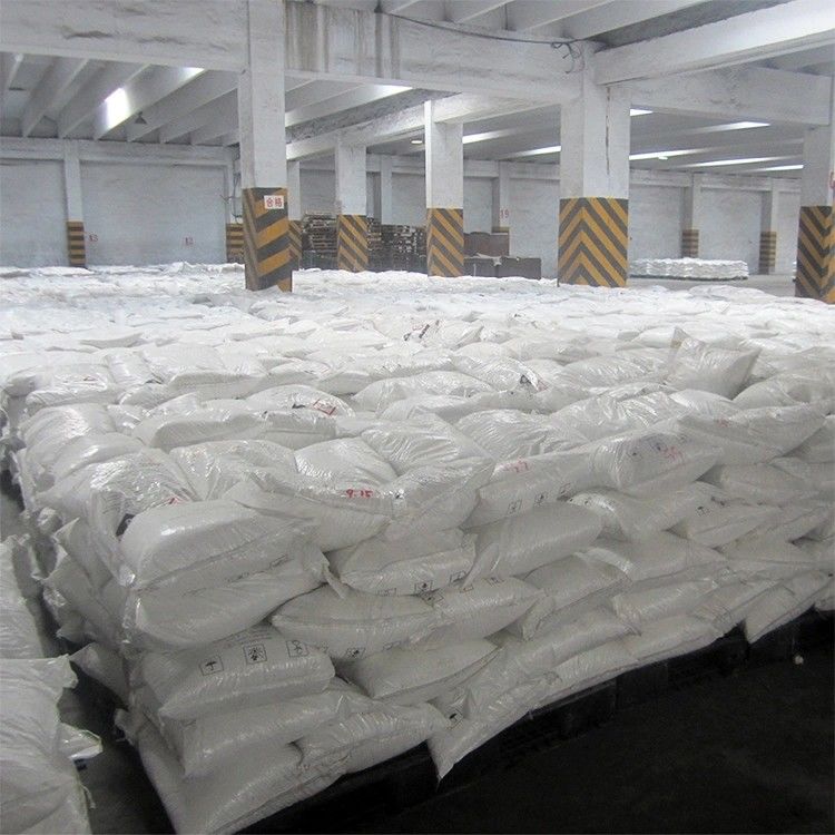 Опасная въедливая каустическая сода NaOH для алкалиа промышленной пользы Soluble